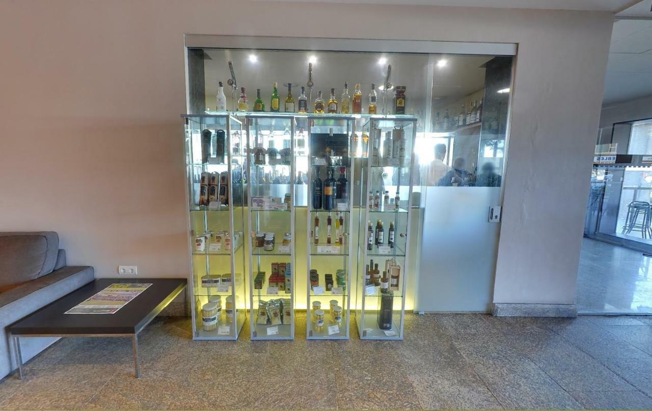 Hotel Moya Navalmoral De La Mata Ngoại thất bức ảnh