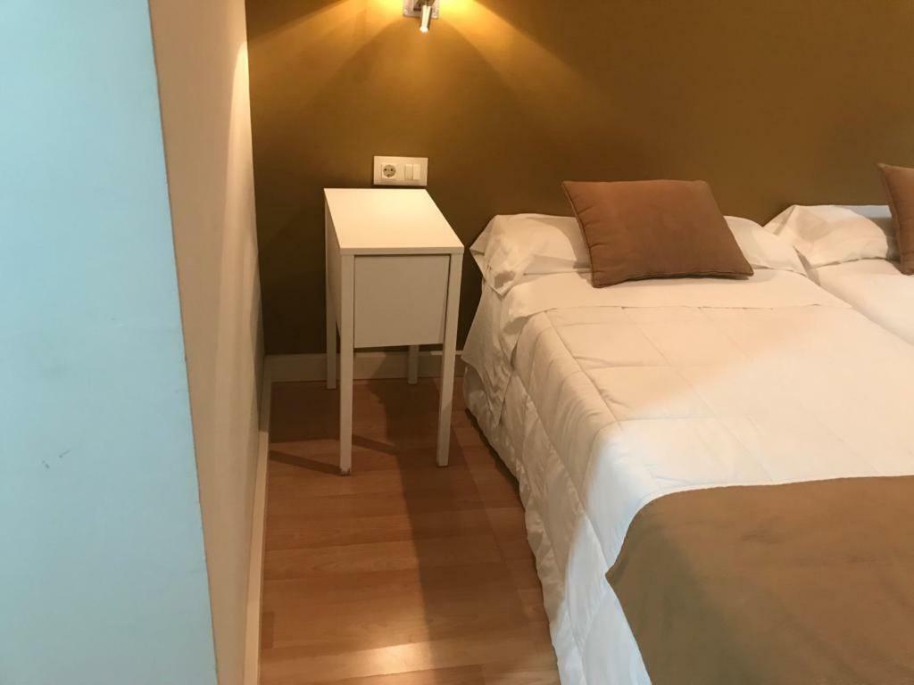 Hotel Moya Navalmoral De La Mata Ngoại thất bức ảnh