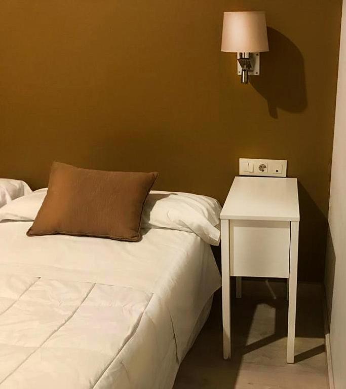 Hotel Moya Navalmoral De La Mata Ngoại thất bức ảnh